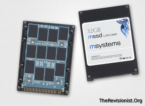 interals of SSD solid state drive taken apart disassembled