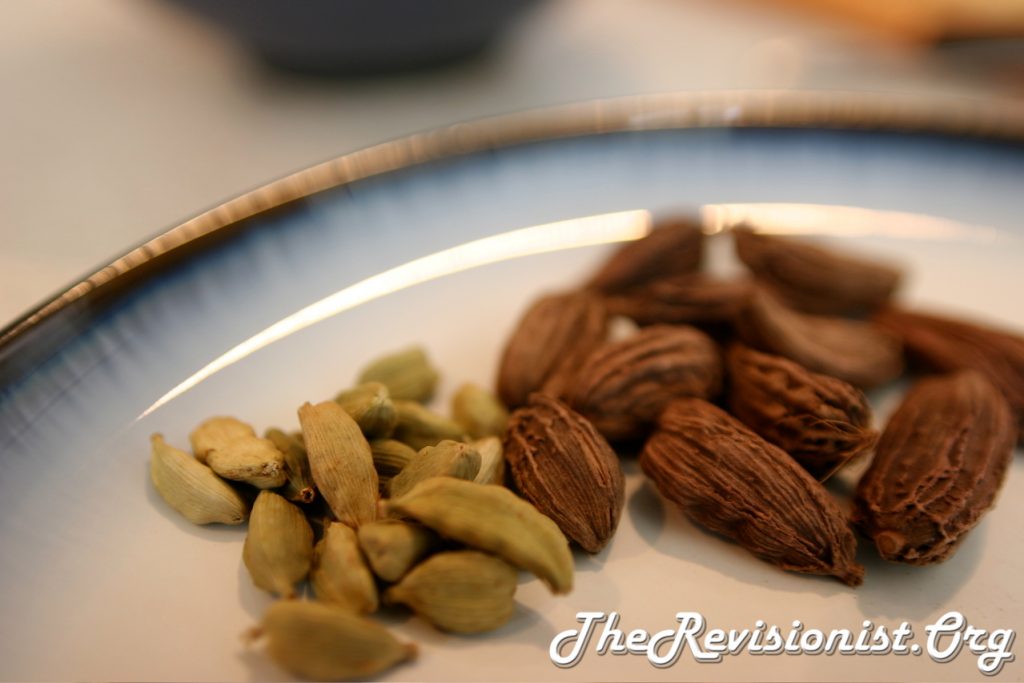 black & white cardamom side by side